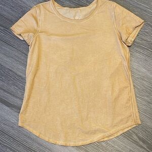 Women’s Lulu shirt